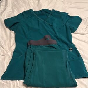 Cherokee Infinity Scrubs